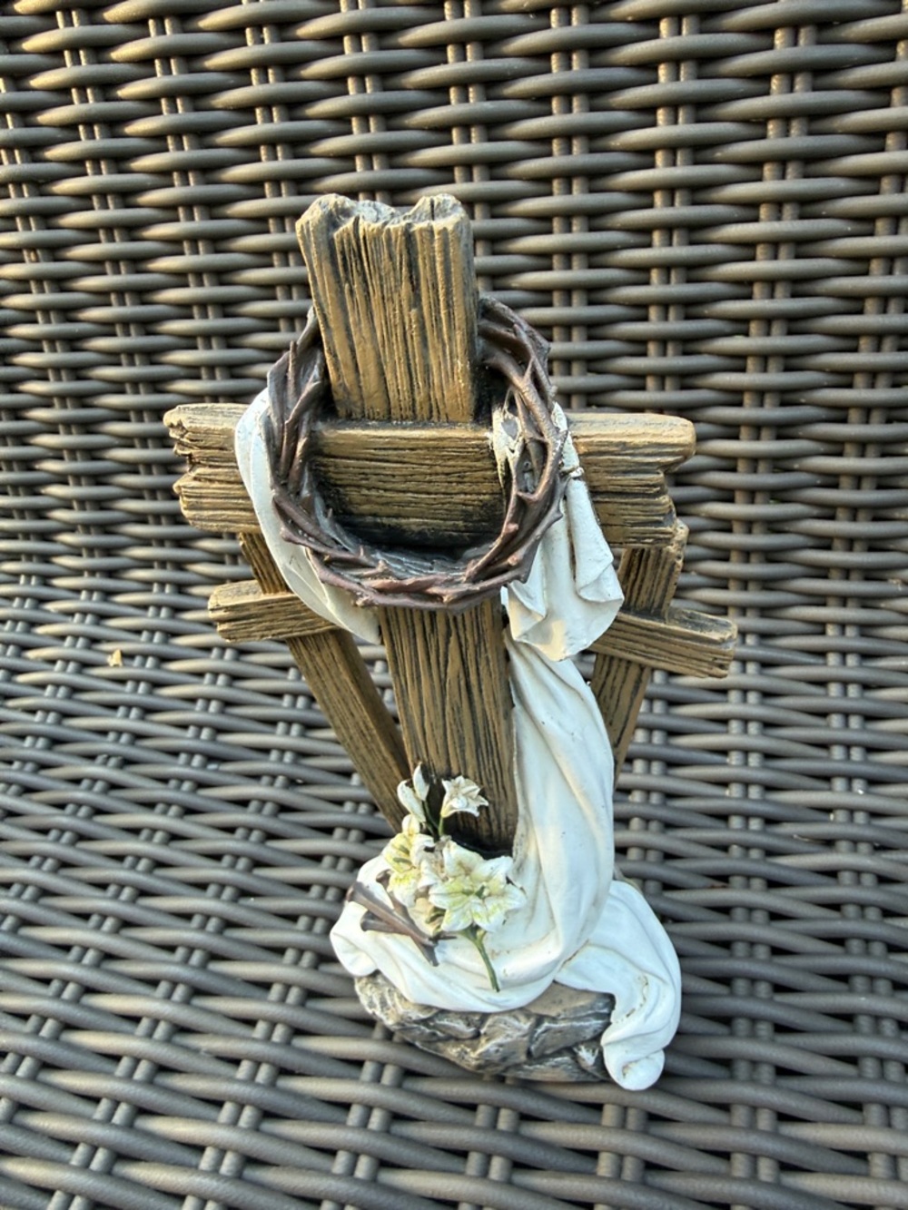 Hobby Lobby Gray and White Three-Cross Table Accent - NWT - Picture 3 of 10